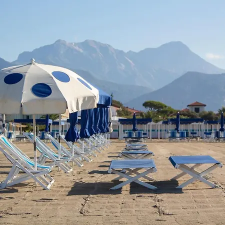 Mare Sorriso 350m From Sea - Happy Apartament Viareggio