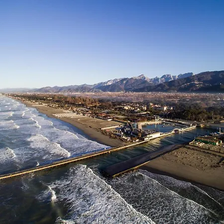 Apartment Mare Sorriso 350m From Sea - Happy Viareggio